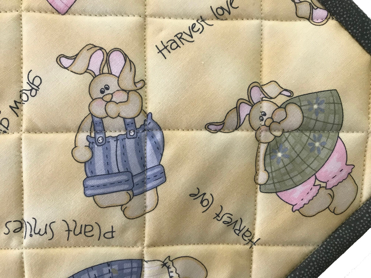 Easter Quilted Pot Holders: Handmade Set of 2 Fabric Kitchen Hot Pads