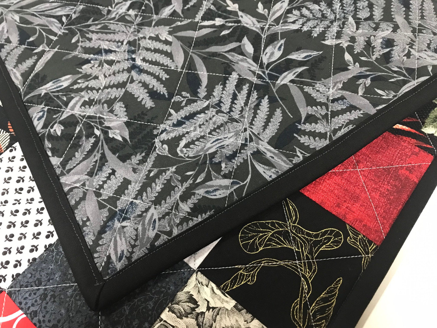 Elegant Quilted Table Runner: Black, Red & Gray Centerpiece for Modern Farmhouse Kitchen Decor