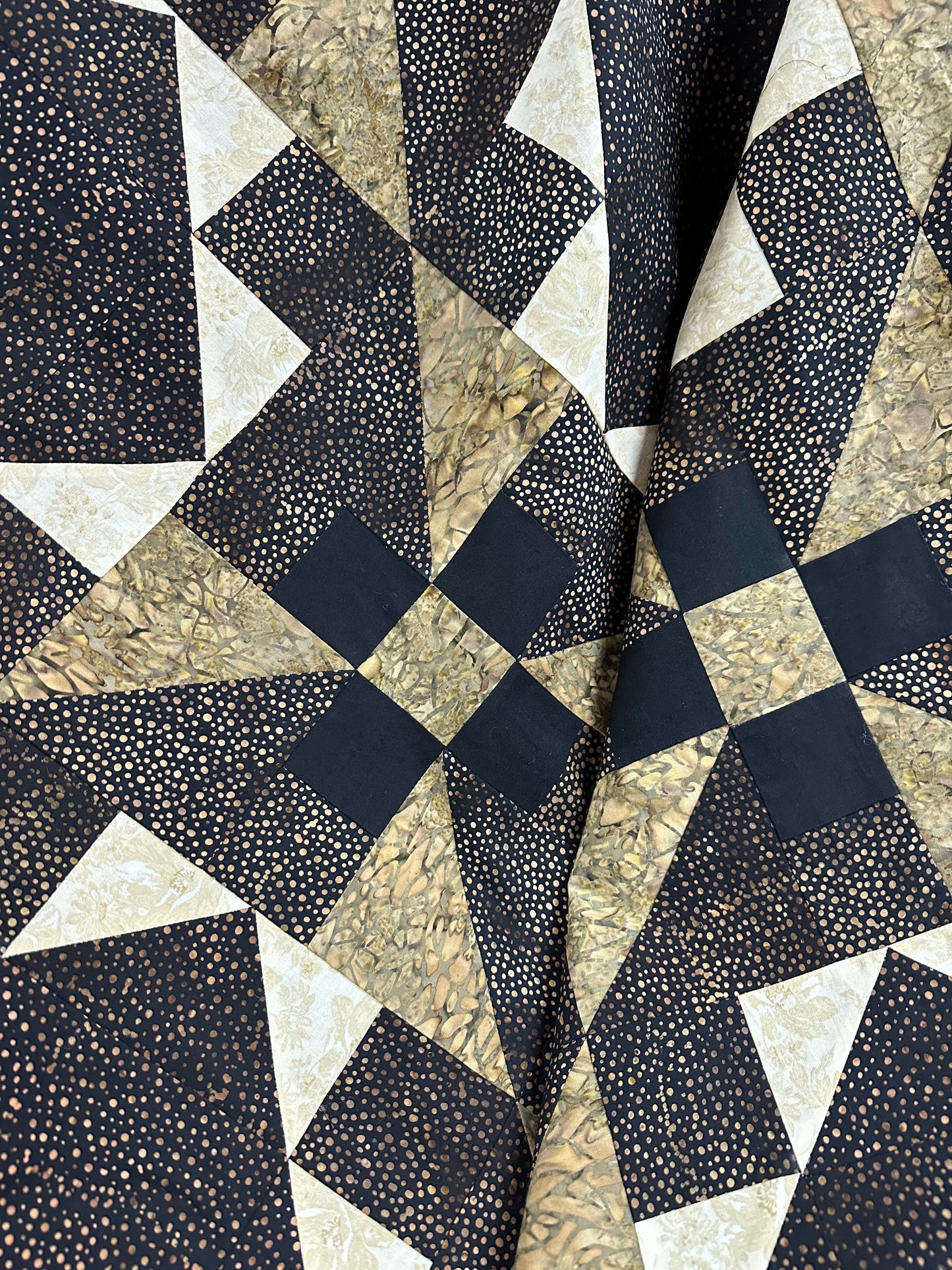 Handmade Patchwork Quilt Top: Black, Brown, Cream Floral Lap Throw (60x70 inches)