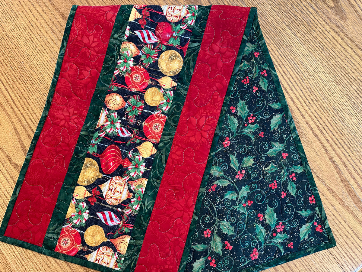 Christmas Table Runner, Quilted Holiday Centerpiece, Kitchen Dining Decor 13x42