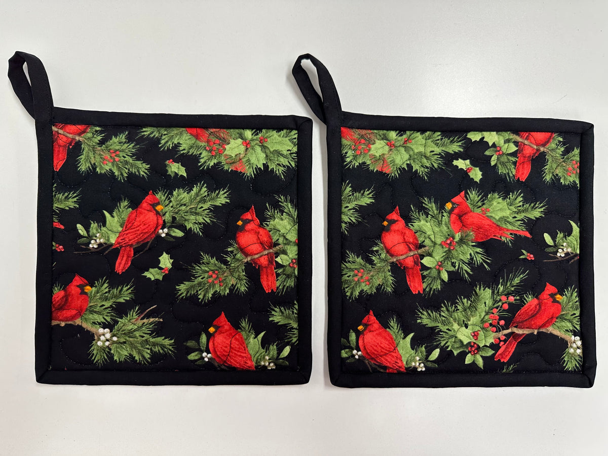 Christmas Cardinal Pot Holders, Set of 2, Handmade Baker Gift, Kitchen Accessories