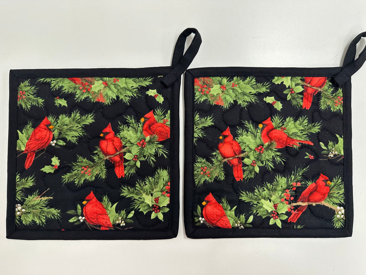 Christmas Cardinal Pot Holders, Set of 2, Handmade Baker Gift, Kitchen Accessories