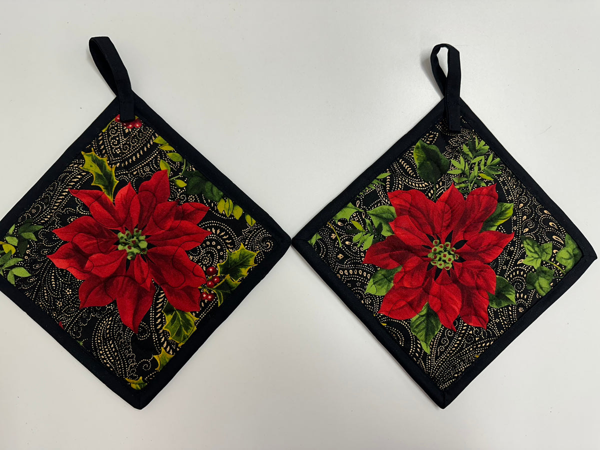 Christmas Cardinal Pot Holders, Set of 2, Handmade Baker Gift, Kitchen Accessories