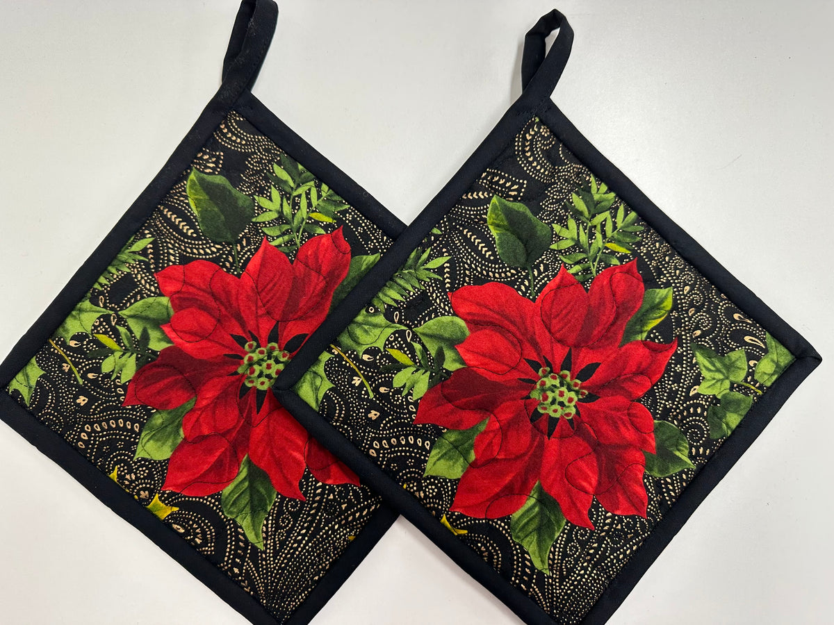 Christmas Cardinal Pot Holders, Set of 2, Handmade Baker Gift, Kitchen Accessories