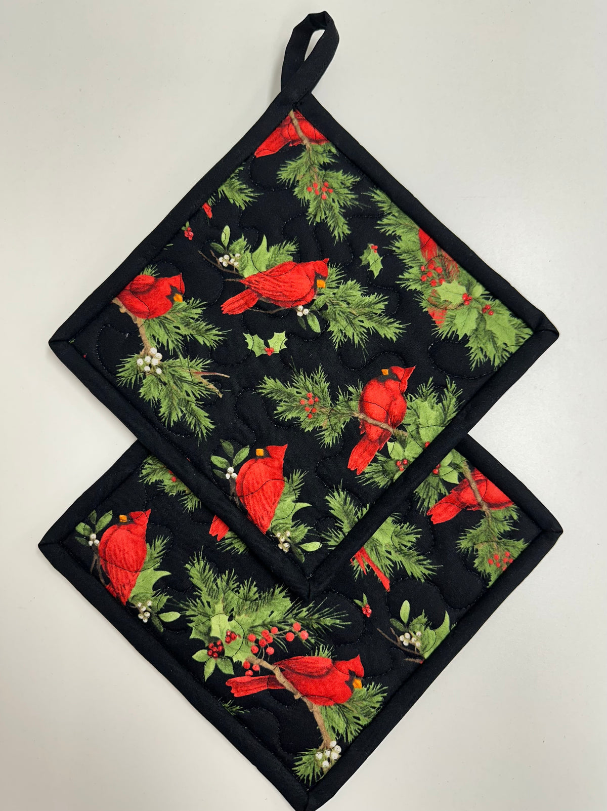 Christmas Cardinal Pot Holders, Set of 2, Handmade Baker Gift, Kitchen Accessories
