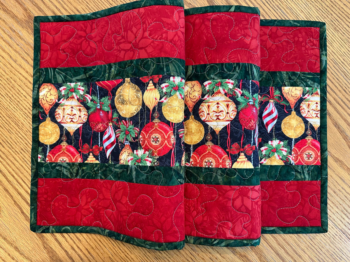 Christmas Table Runner, Quilted Holiday Centerpiece, Kitchen Dining Decor 13x42