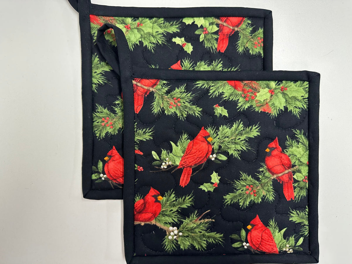 Christmas Cardinal Pot Holders, Set of 2, Handmade Baker Gift, Kitchen Accessories