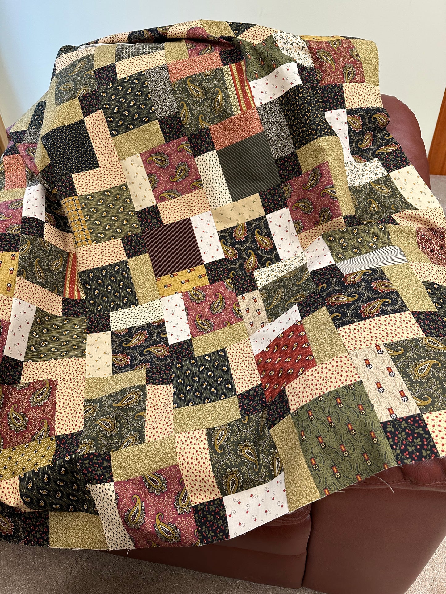 Handmade Unfinished Quilt Top, Reproduction Fabric, Green Red, 45"x58" Lap Throw