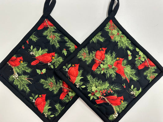 Christmas Cardinal Pot Holders, Set of 2, Handmade Baker Gift, Kitchen Accessories
