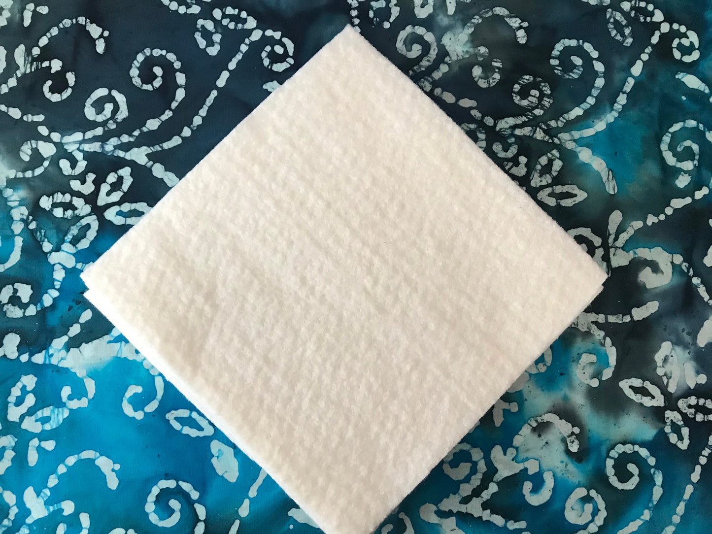 30 ~ 10" Precut Quilt Batting Squares, Cotton Polyester, NOT Microwave Safe, For Pot Holders or Rag Quilts