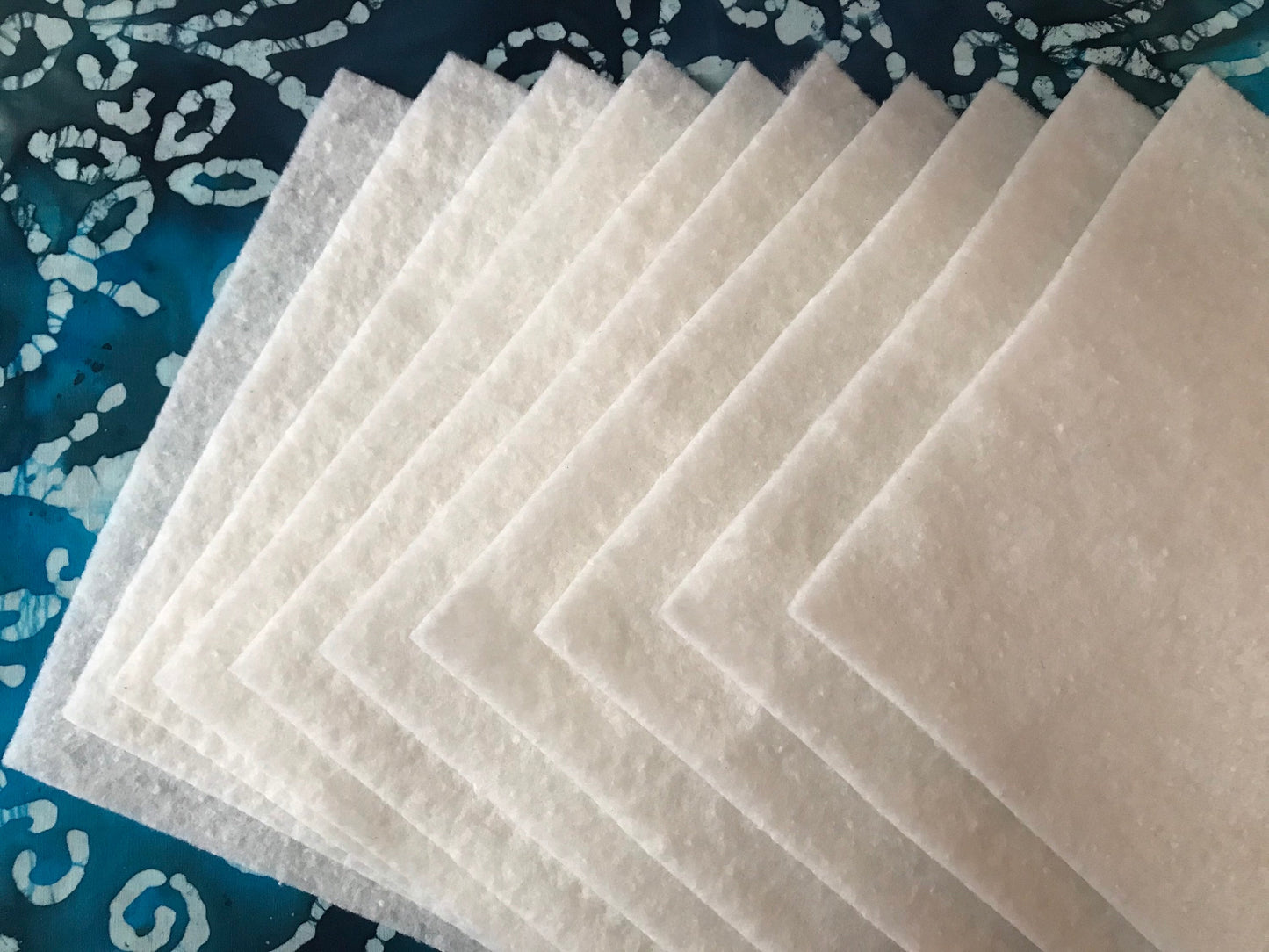 20 ~ 10" Precut Quilt Batting Squares, Cotton Polyester, NOT Microwave Safe, For Pot Holders or Rag Quilts