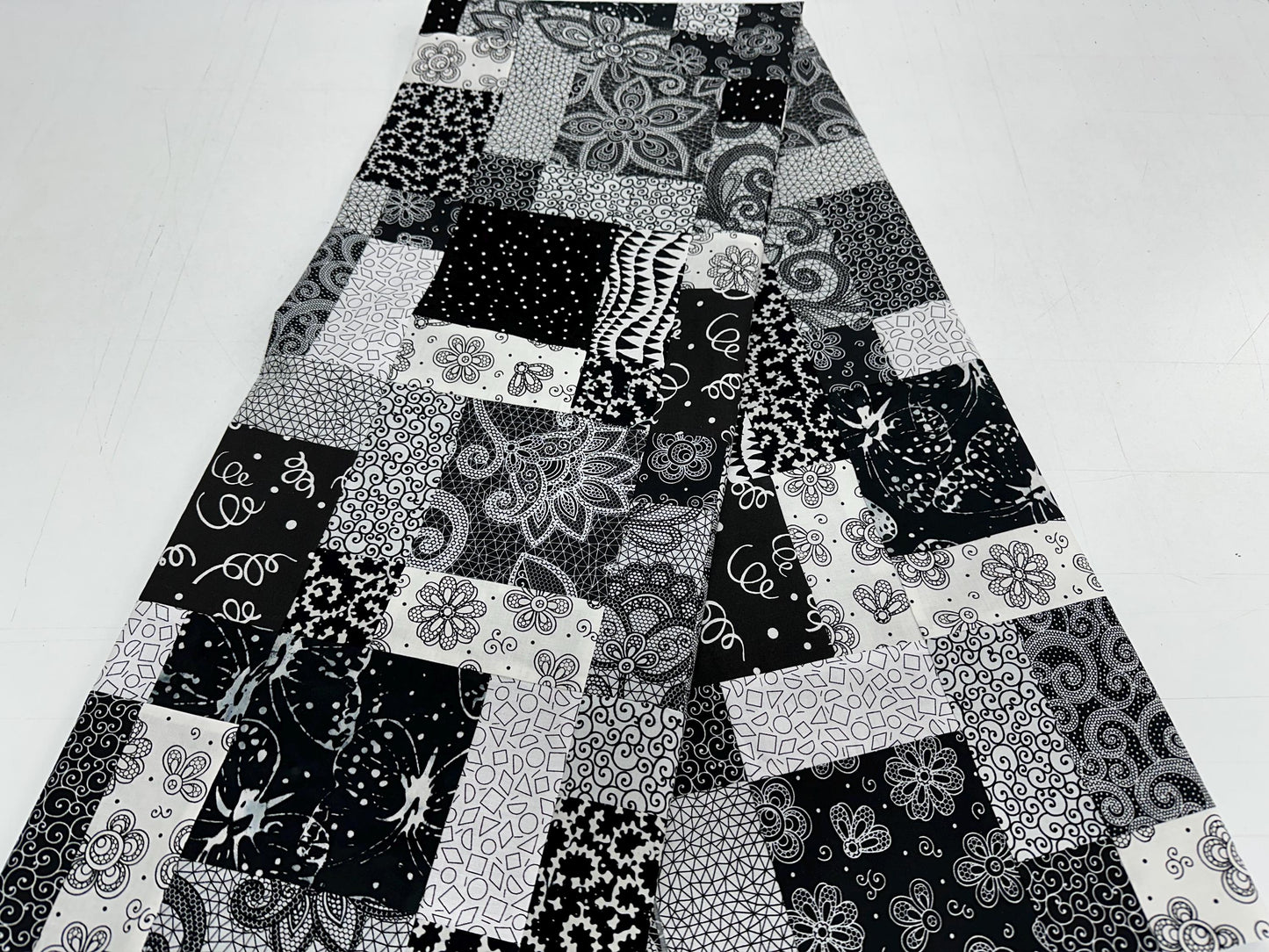 Handmade Black and White Floral Quilt Top - Lap Throw (45 x 58 inches)