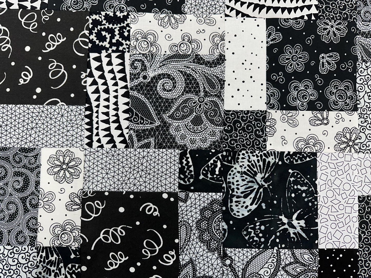 Handmade Black and White Floral Quilt Top - Lap Throw (45 x 58 inches)