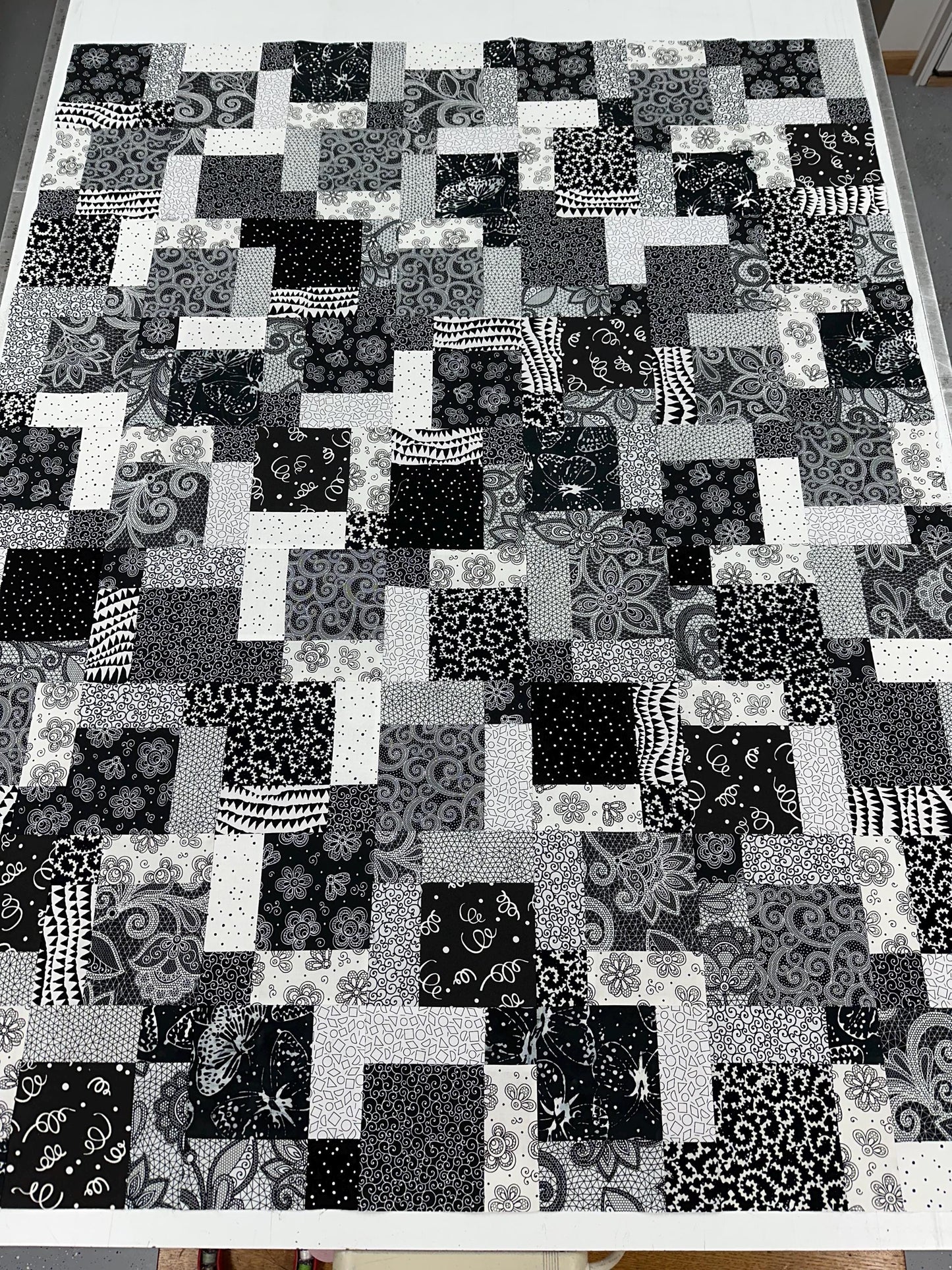 Handmade Black and White Floral Quilt Top - Lap Throw (45 x 58 inches)