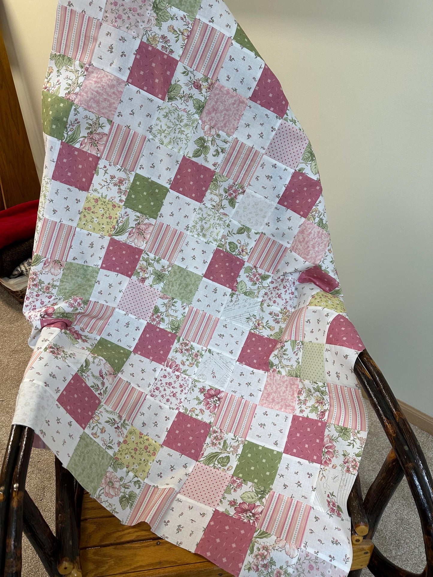 Unfinished Quilt Top 36x45 Handmade Crib Lap Throw Patchwork Cotton Floral