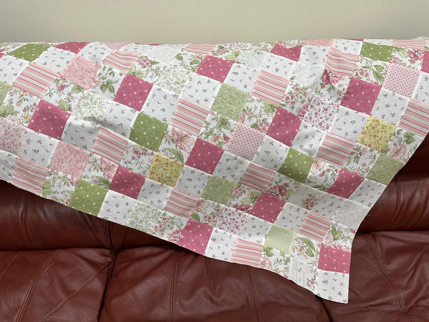 Unfinished Quilt Top 36x45 Handmade Crib Lap Throw Patchwork Cotton Floral