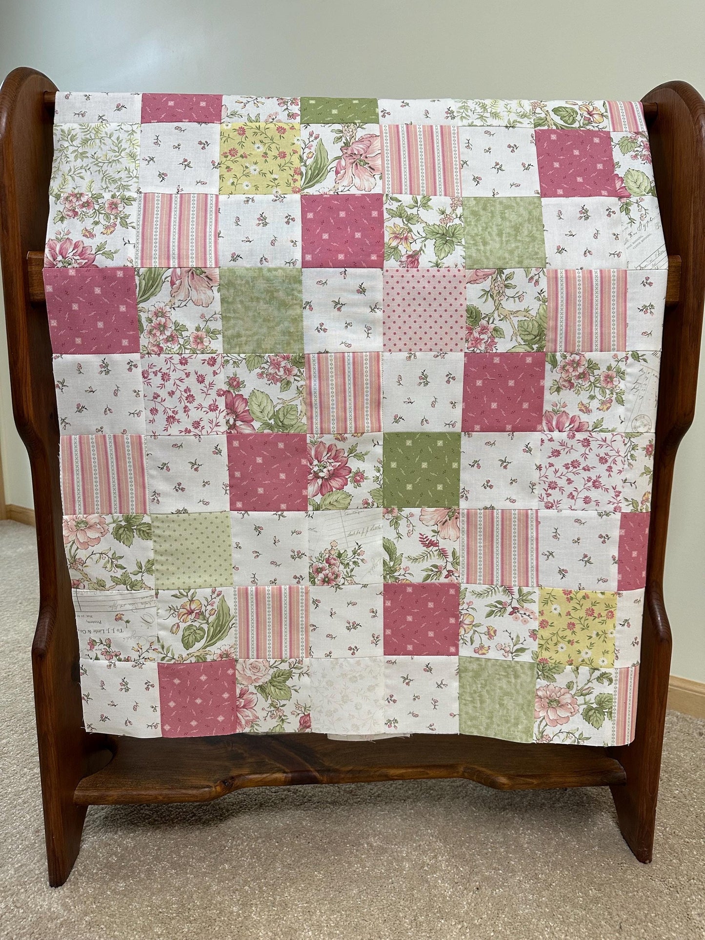 Unfinished Quilt Top 36x45 Handmade Crib Lap Throw Patchwork Cotton Floral
