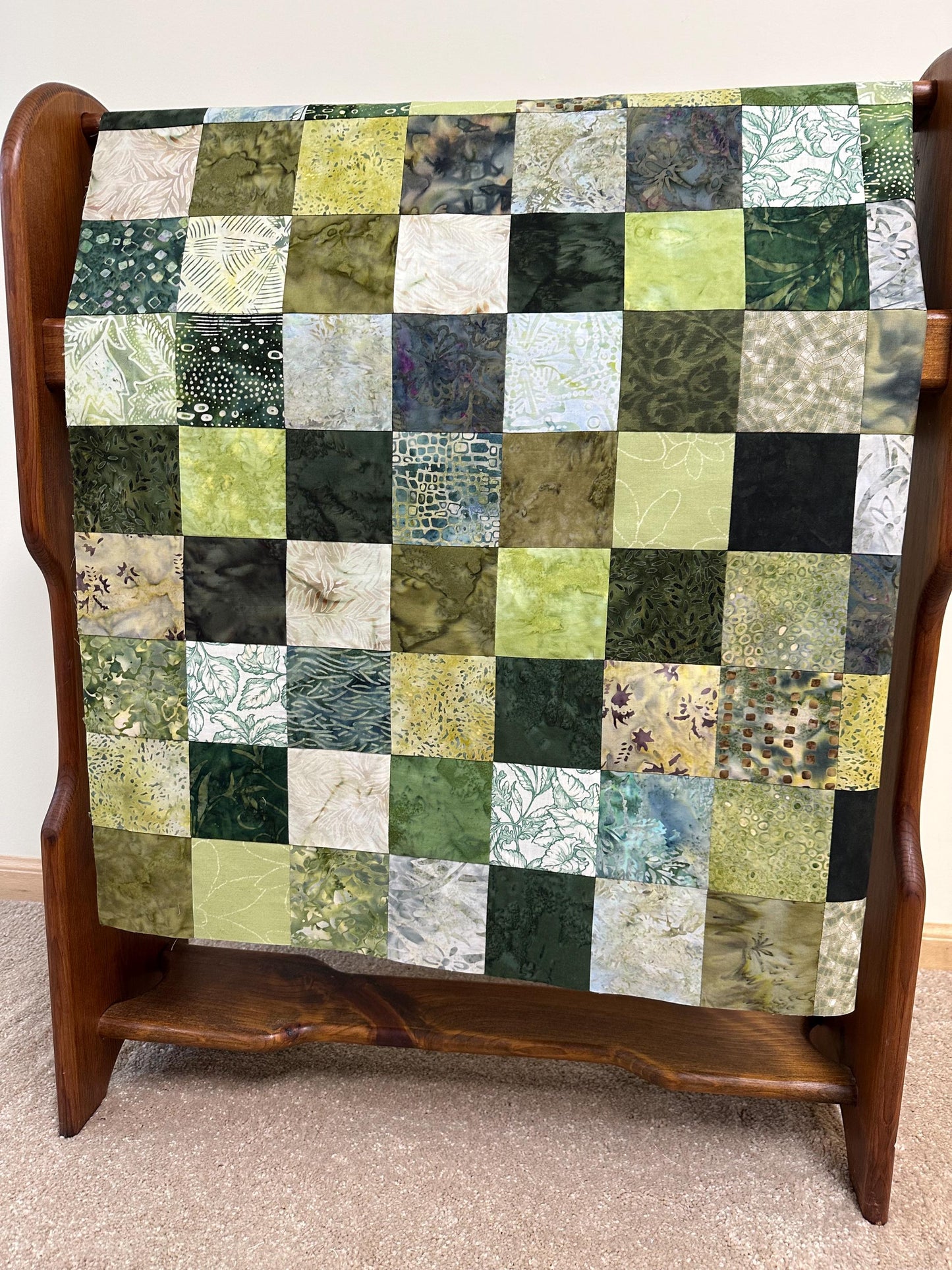 Unfinished Green Batik Quilt Top 36x45 Handmade Crib Lap Throw Patchwork Cotton Floral