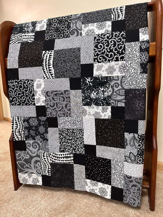 Handmade Black and White Floral Quilt Top - Lap Throw (45 x 58 inches)