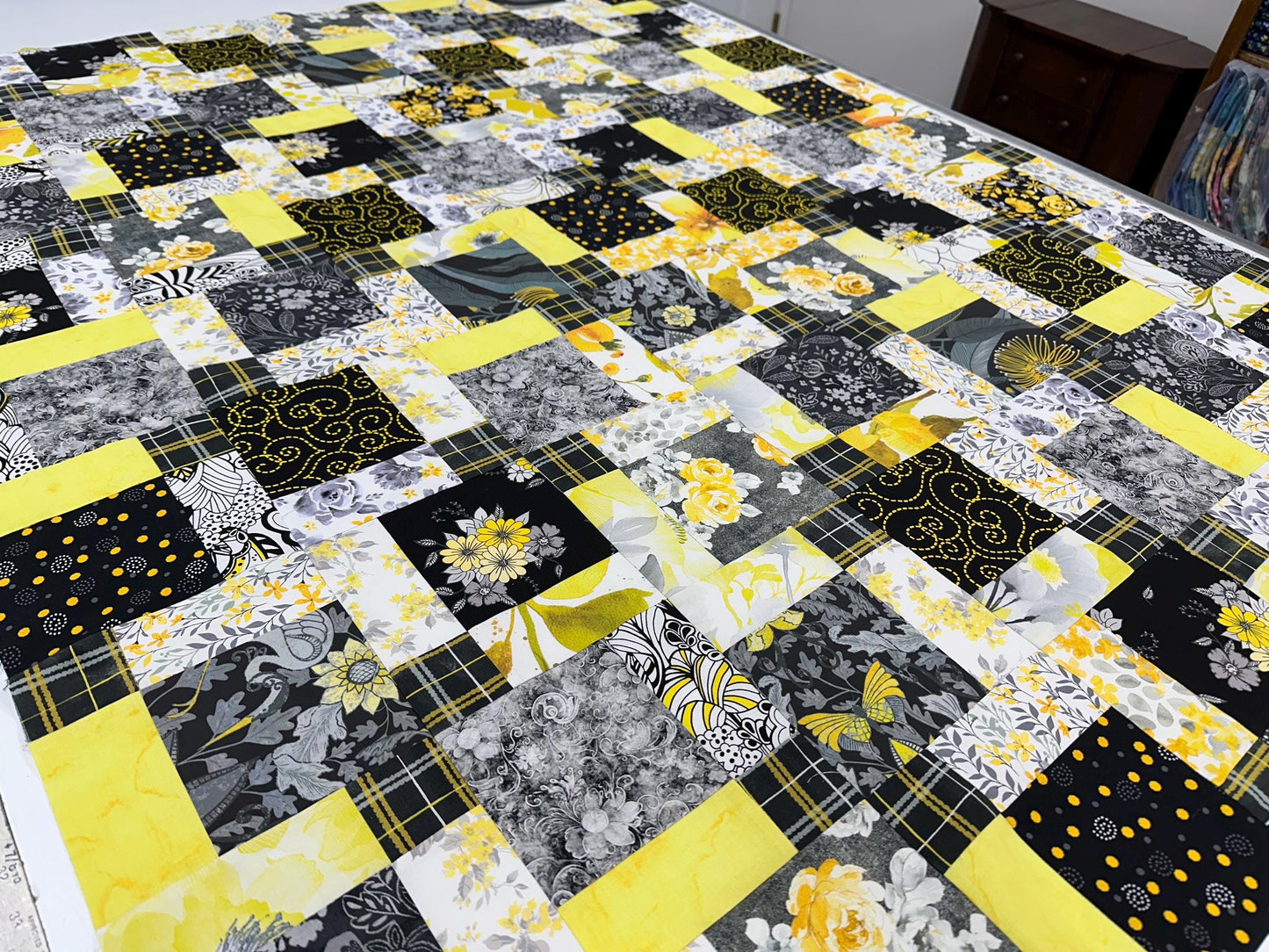 Handmade Black Gray Yellow Floral Unfinished Quilt Top: Lap Quilt (45" x 58")